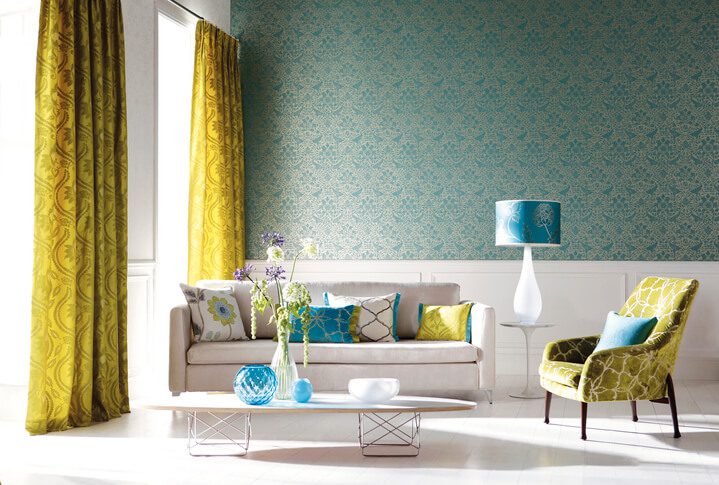 Is it Better to Paint or Apply Wallpaper?